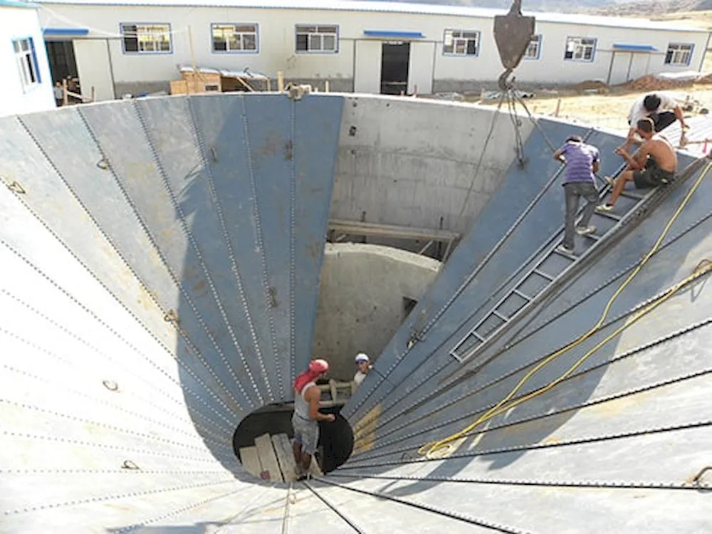 Cement Hopper Bottom